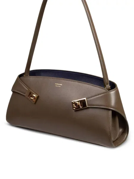 Чанта Ferragamo зелено