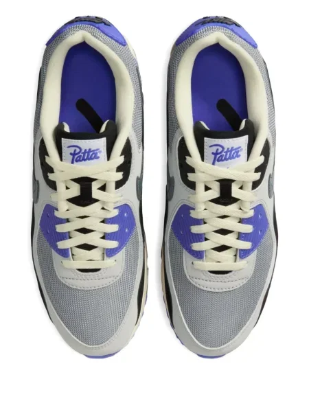 Pantaloni Nike cu broderie gri