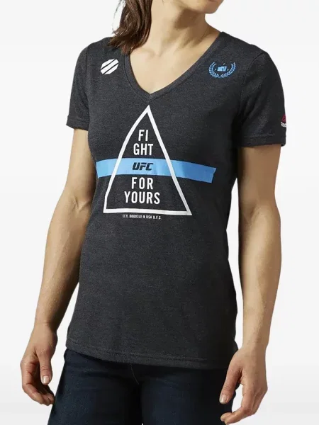 Tricou Reebok cu decolteu în V negru