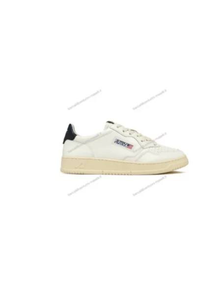 Sneakers Autry Medalist Low Wom White/ Space EUR 40 niebieskie