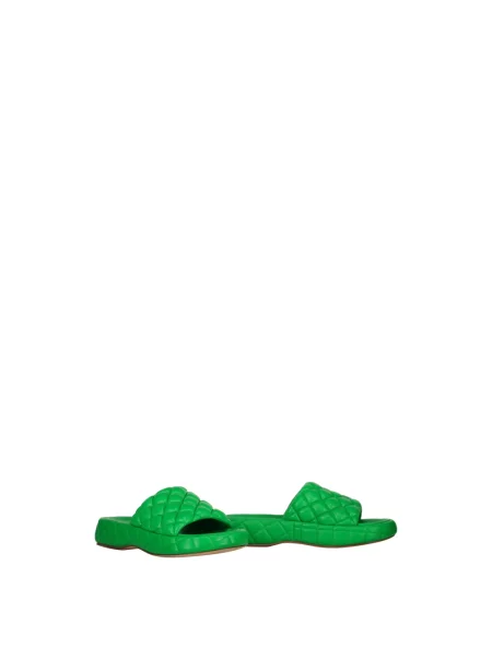 Klapki mules Bottega Veneta zielone
