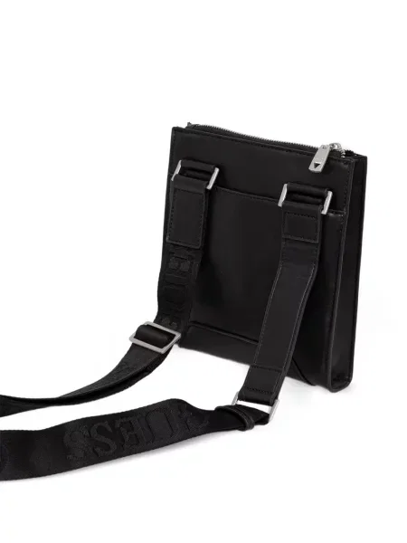 Crossbody táska Guess autogrammal fekete