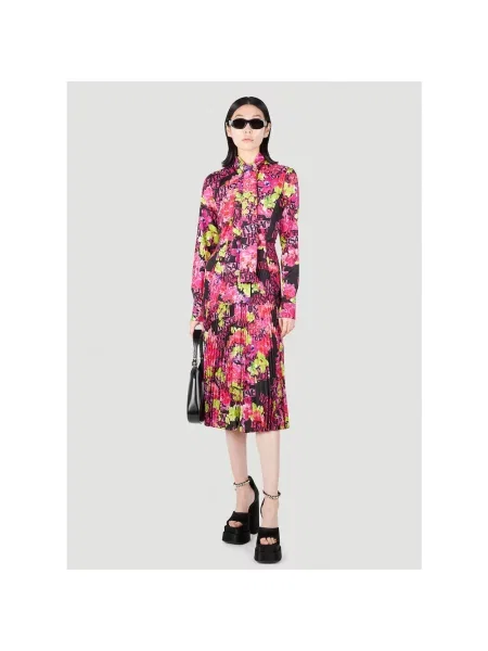 Sukienka midi Versace w kwiatki z logo