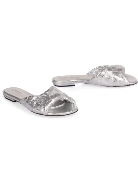 Klapki Bottega Veneta szare