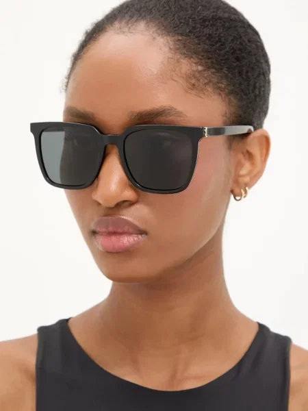 Hodinky & Bižutéria Yves Saint Laurent Occhiali da Sole Saint Laurent SL čierna