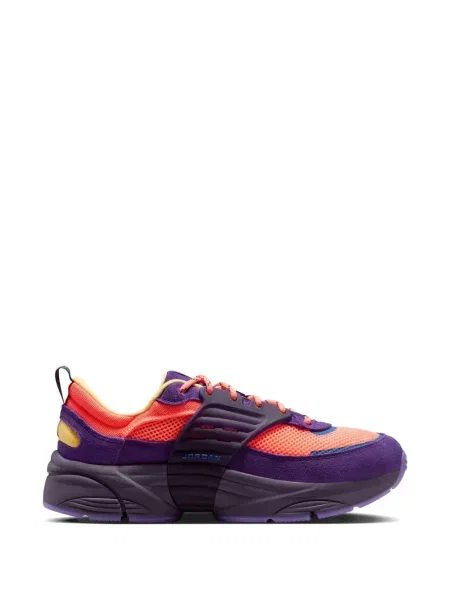 Sneakerși Jordan violet