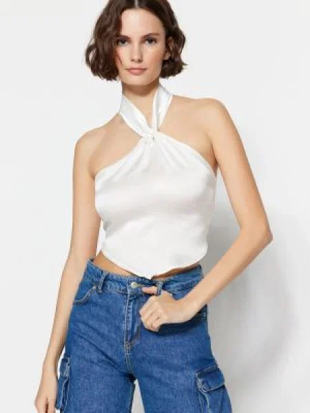 Bluză Trendyol din satin cu gât halter gri