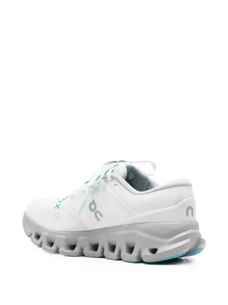 Sneakerși On gri