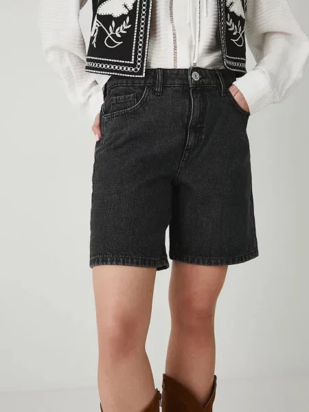 Riflové kraťasy Medicine hladké high waist černá