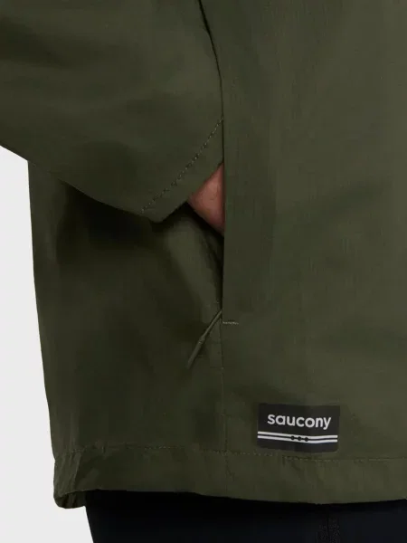 Вітровка Saucony зелена
