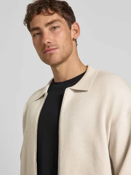 Kurtka z dzianiny z zamkiem błyskawicznym dwustronnym model ‘BRADFORT’ Jack & Jones Premium biała