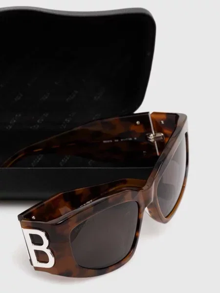 Balenciaga napszemüveg barna