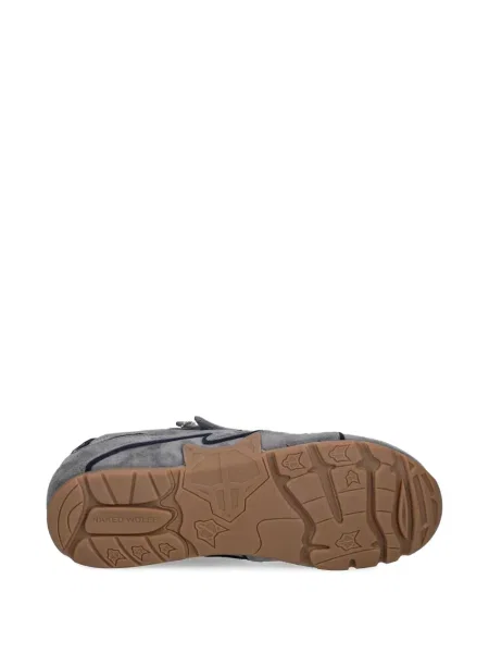 Sneakerși Naked Wolfe cu aplicații gri