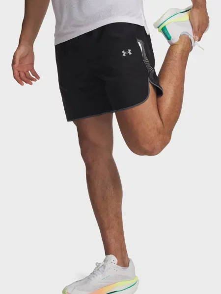 Короткие спортивные шорты Under Armour черные