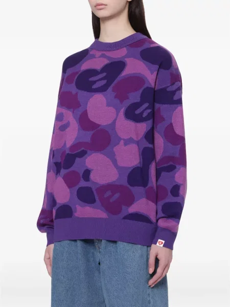 Sweter Apee™ By *a Bathing Ape® w kamuflażu fioletowy
