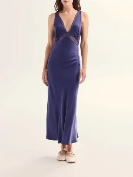 Rochie Reserved