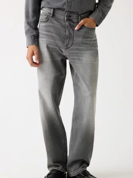 Прямі джинси GUESS сірий