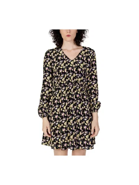 Krótka sukienka mini Jacqueline De Yong w kwiatki z długim rękawem czarna
