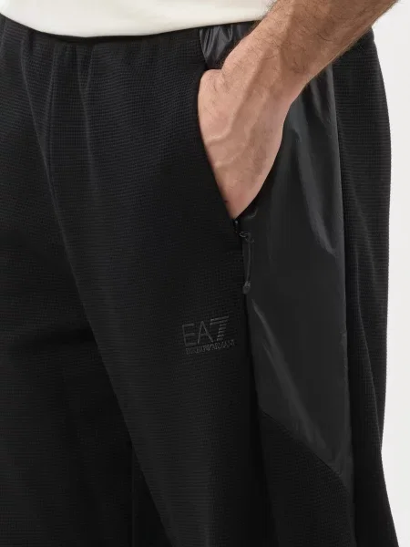 Спортивні штани Ea7 Emporio Armani чорні