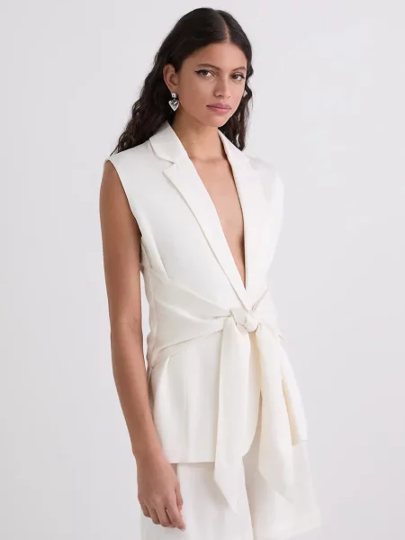 Елек Karl Lagerfeld с едно копче бежово