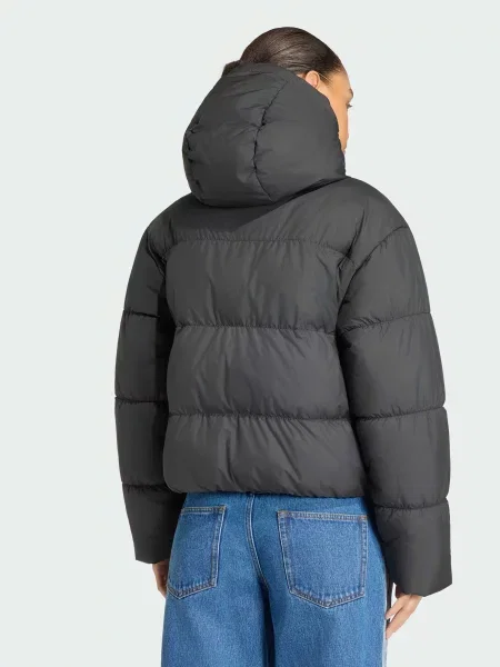 Демисезонная куртка Adidas черная