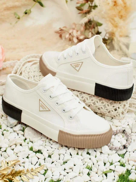 Sneakerși Resti alb