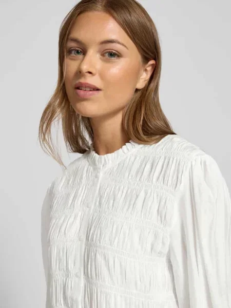 Bluzka koszulowa o kroju slim fit z bufiastymi rękawami model ‘Mocca’ Neo Noir biała
