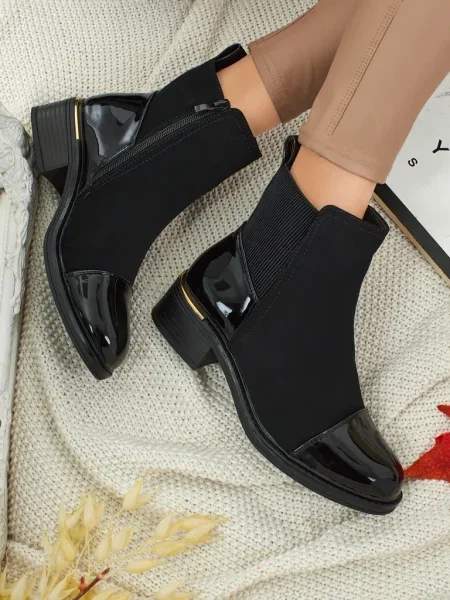 Кожени елегантни боти до глезена Resti черно