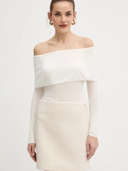 Guess longsleeve MELANIE dekolt hiszpański beżowy