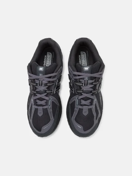 Sneakerși New Balance negru