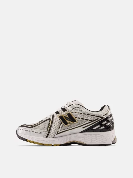Повседневные кроссовки New Balance белые