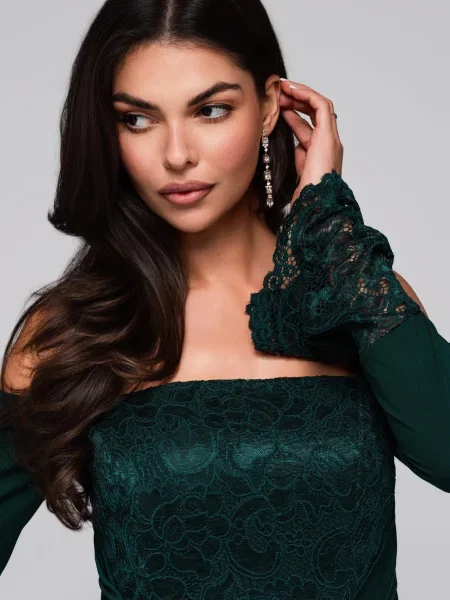 Rochie de seară Edoti de costum verde