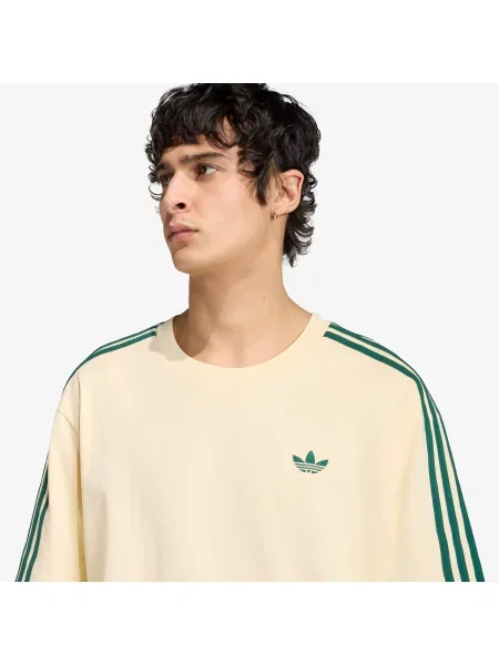 У смужку футболка Adidas Originals зелена