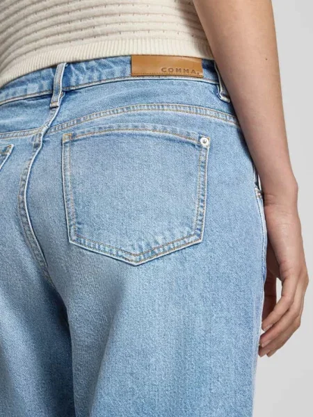 Jeansy o kroju wide fit z mieszanki bawełny Comma