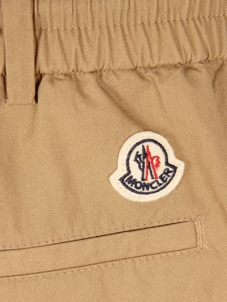 Pantaloni scurți cargo Moncler cu autograf