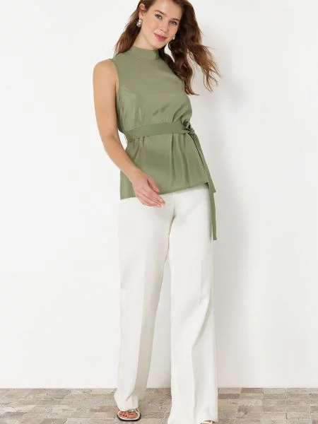 Bluză Trendyol fără mâneci cu decolteu în U kaki