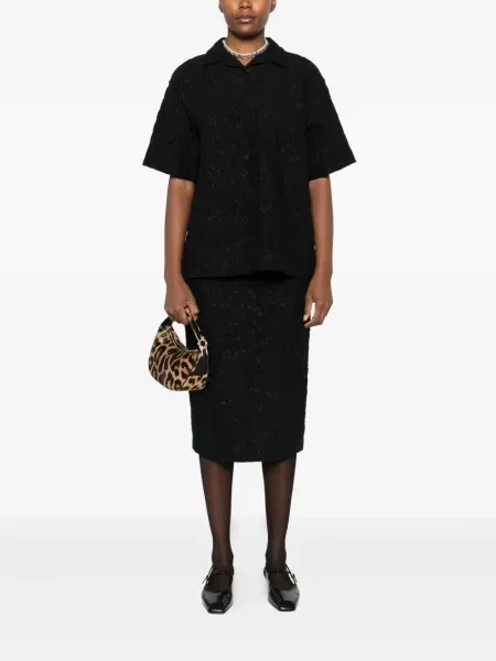 Top N°21 din dantelă negru