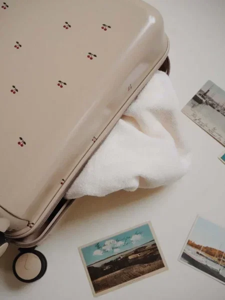 Konges Sløjd Куфар TRAVEL SUITCASE cm бежово