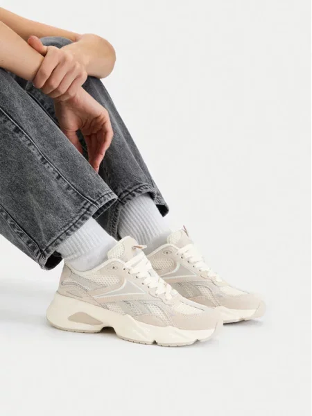 Reebok Sneakers C-CHARGE Crem