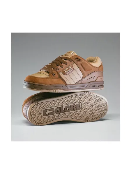 Pantofi Globe maro