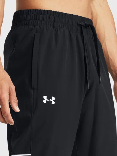 Брюки Under Armour черные