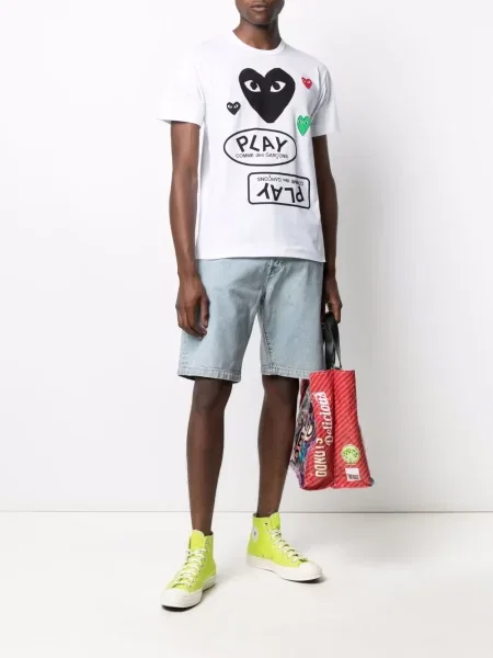 Raštuotas marškinėliai Comme Des Garçons Play su širdelėmis balta