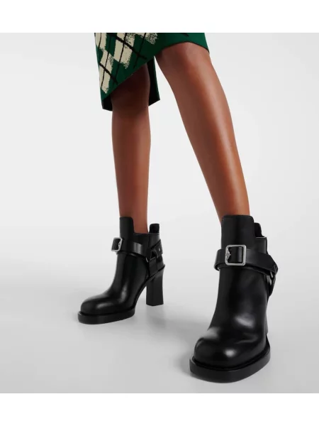 Cizme scurte Burberry din piele negru