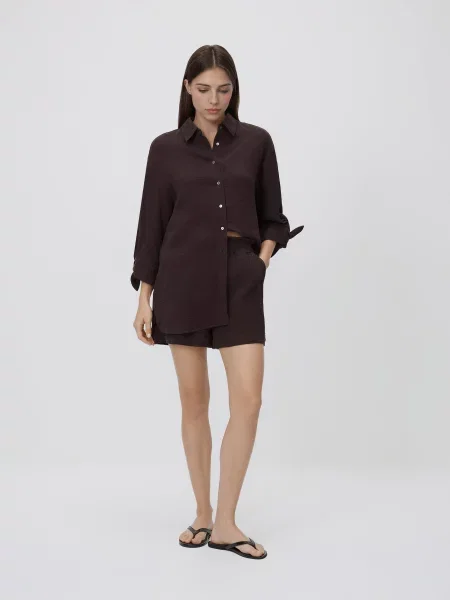 Reserved шорти темно коричневий