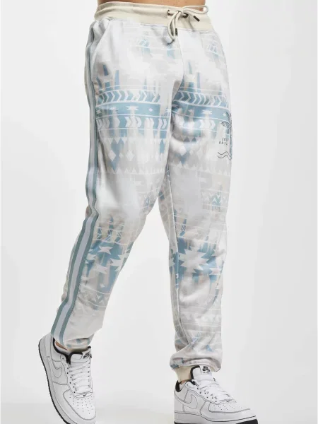 Spodnie dresowe Just Rhyse białe