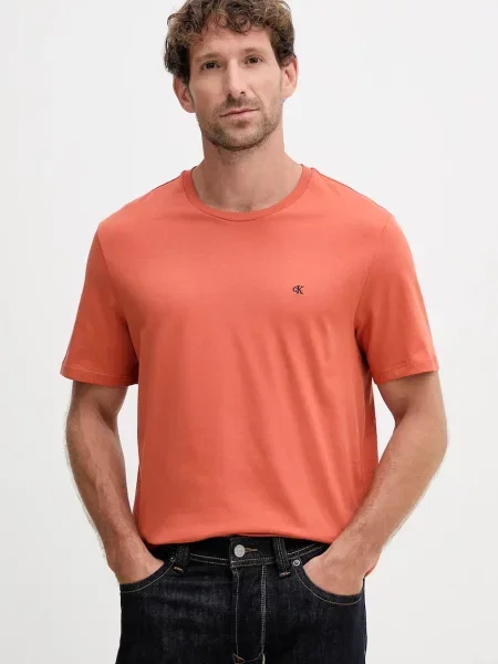 Тениска Calvin Klein Jeans с изчистен дизайн синьо