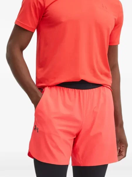 Pantaloni scurți Under Armour roșu