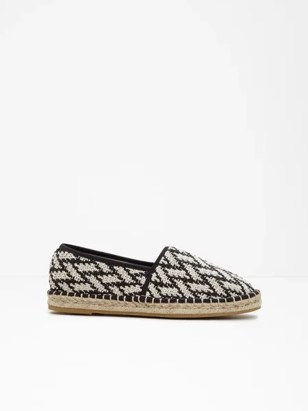 Espadryle z efektem rafii czarne