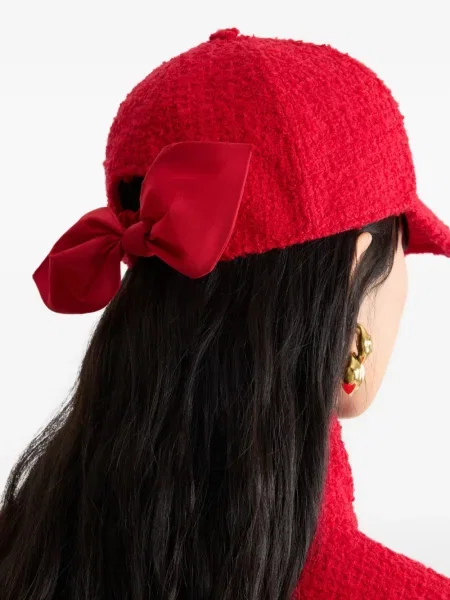 Șapcă Patou cu funde din tweed roșu