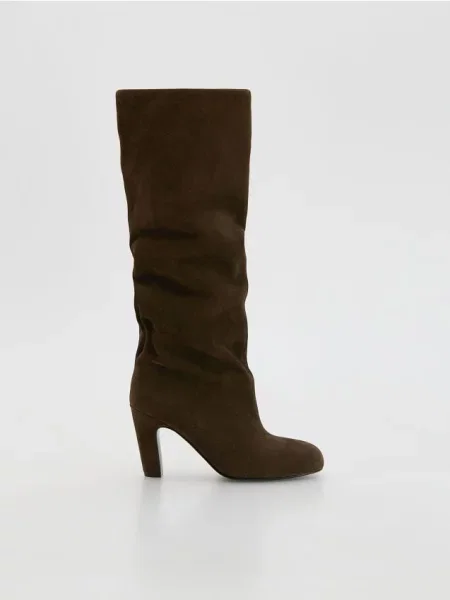 Замшевые сапоги Reserved красные